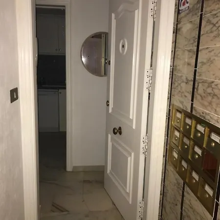 La Mezquita Apartment *
